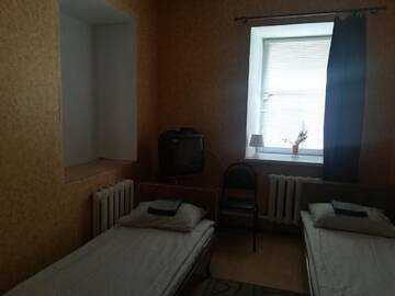 Фото номера Бюджетный трехместный номер Хостелы Хостел 3 Звезды на Октябрьской г. Витебск 7
